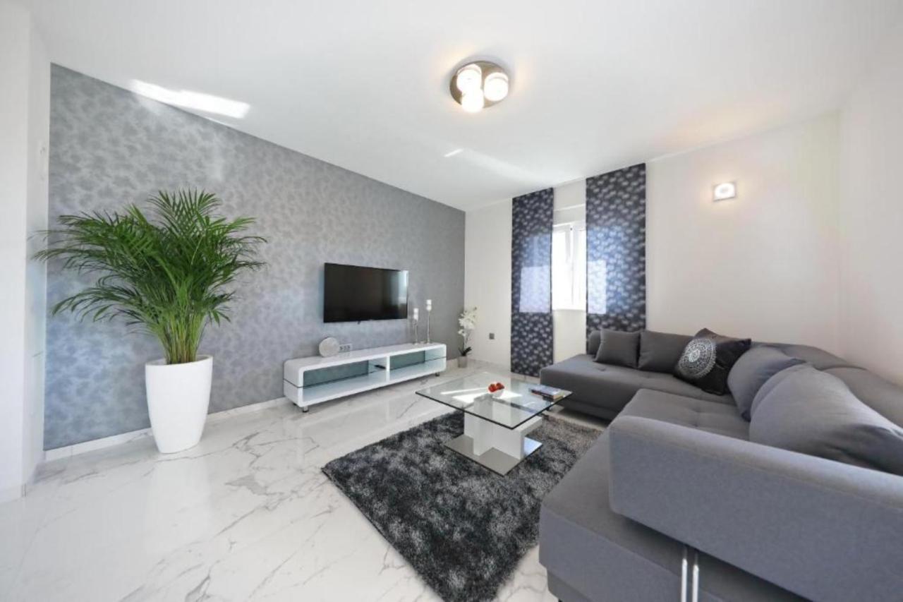 Luxury Majpruz Suites I Zadar Exterior photo